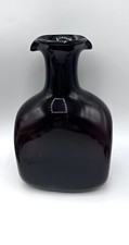 Glas Karaffe Vase Doppelter Ausschank Vintage Mid Century Stil Violett Glaskunst