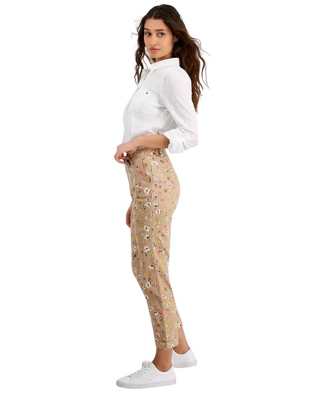 Tommy Hilfiger Women's Floral-Print Ditsy Hampton Chino Rolled-Cuff Pants image 3
