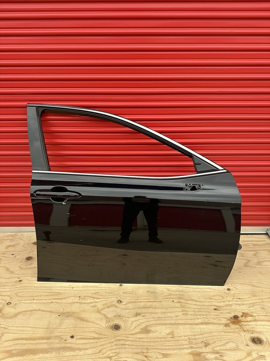 O*右様 Too Real 2018 TOYOTA CAMRY OEM FRONT DOOR BLACK PASSENGER RIGHT 2018-2022