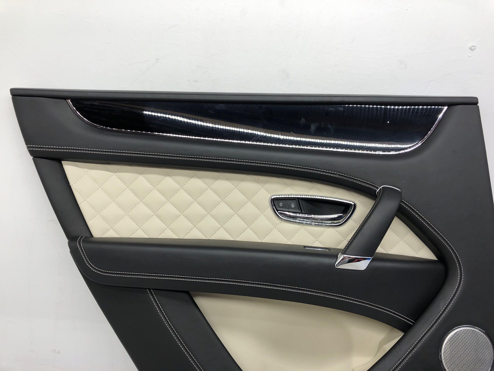 2016-2020 BENTLEY BENTAYGA LEFT REAR INNER DOOR TRIM PANEL COVER BLACK OEM
