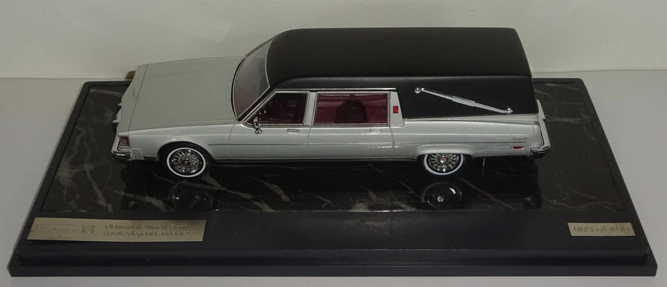 Matrix Oldsmobile 98 Eureka Regent Landaulet Hearse 1/43 - Number 003 of 408 Foto 3 de 4