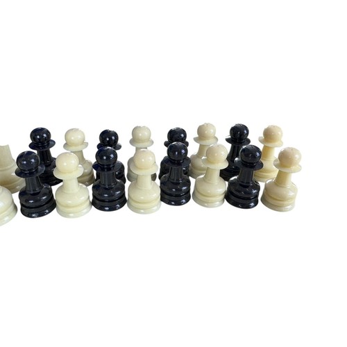 Tournament Chessmen by E.S. Lowe Staunton Pattern 804 Complete Chessmen Set Vtg - 第 2/6 張圖片