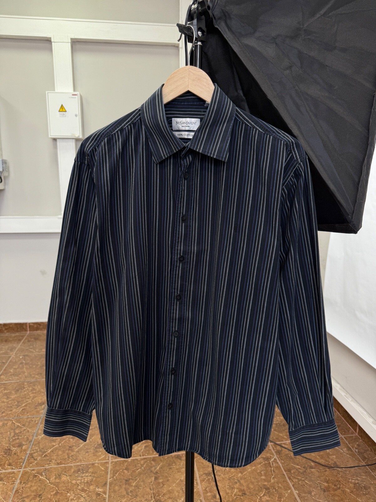 Camicia Yves Saint Laurent YSL vintage anni 90 rara retrò Y2K Hype taglia XL colore nero