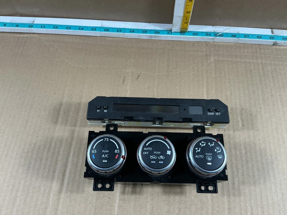 Suzuki SX4 2007-2012 tablero reloj pantalla y calefacción aire acondicionado temperatura control climático Foto 2 de 4
