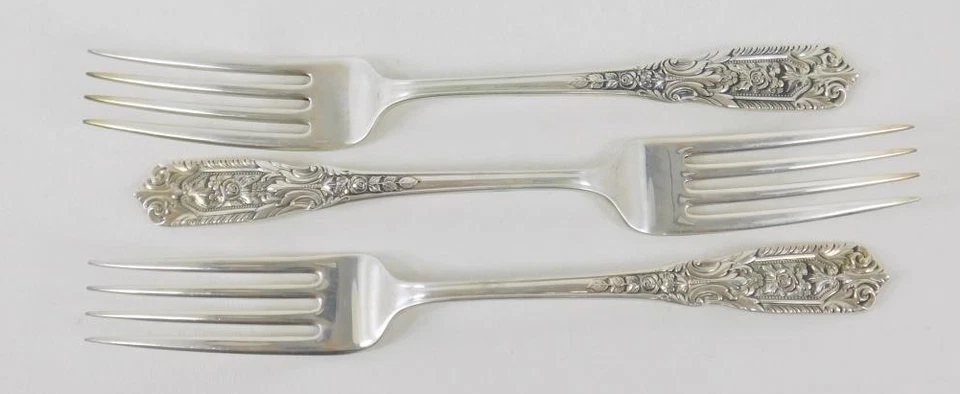 Juego de 3 tenedores de cena Westmorland “Milburn Rose” de plata de ley Desired Collector Foto 2 de 4