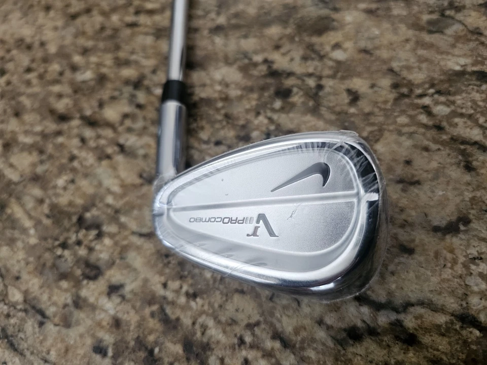 NOS RH NIKE VR PRO COMBO Pitching Wedge Project X LZ 5.0/110g Regular-Flex Steel - Image 3 of 4
