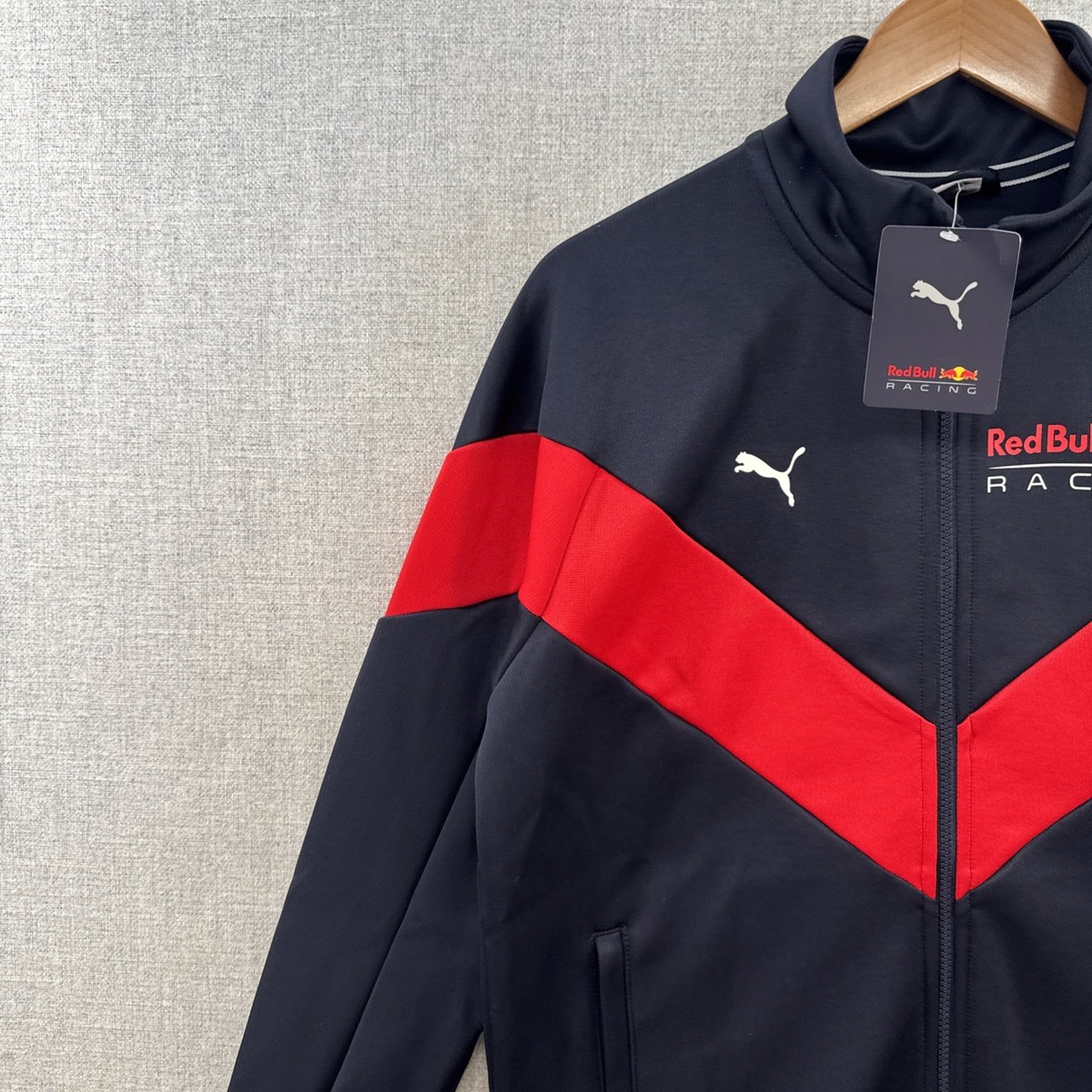 NEW Puma Red Bull Racing Jacket F1 Team Full Zip Mens Medium Full 