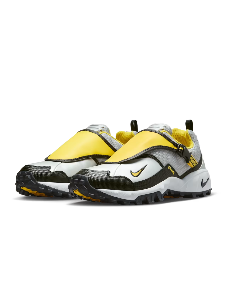Nike ACG サッカーシューズ スパイク イエロー HM7133-001 Nike ACG Air Phassad Yellow Zest Metallic Silver (Men's