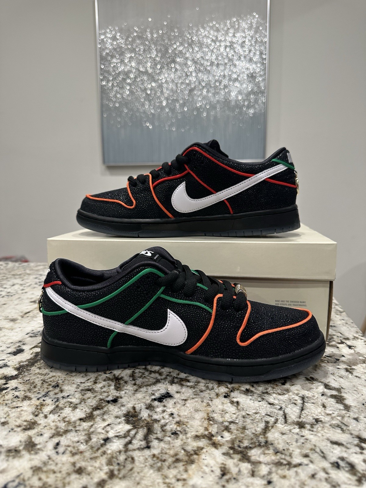 Size 9.5 - Nike SB Dunk Low Pro Bronx Girls Skate Brand New thumbnail 2