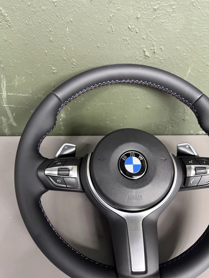 BMW F10 F11 F12 F13 F06 Facelift M-Paket Sportlenkrad Lenkrad Facelift Optik - Bild 4 von 4