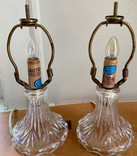 Pair Vintage Princess House Crystal Boudoir Lamps Heritage Romance Etched Glass - Picture 5 of 7