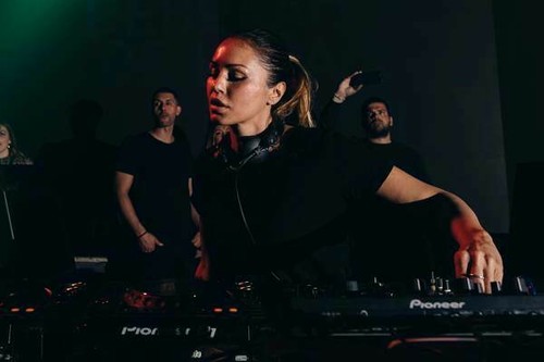 Deborah De Luca Live Funky & Hard Techno DJ-Sets Compilation (2012 - 2024) - Bild 4 von 7