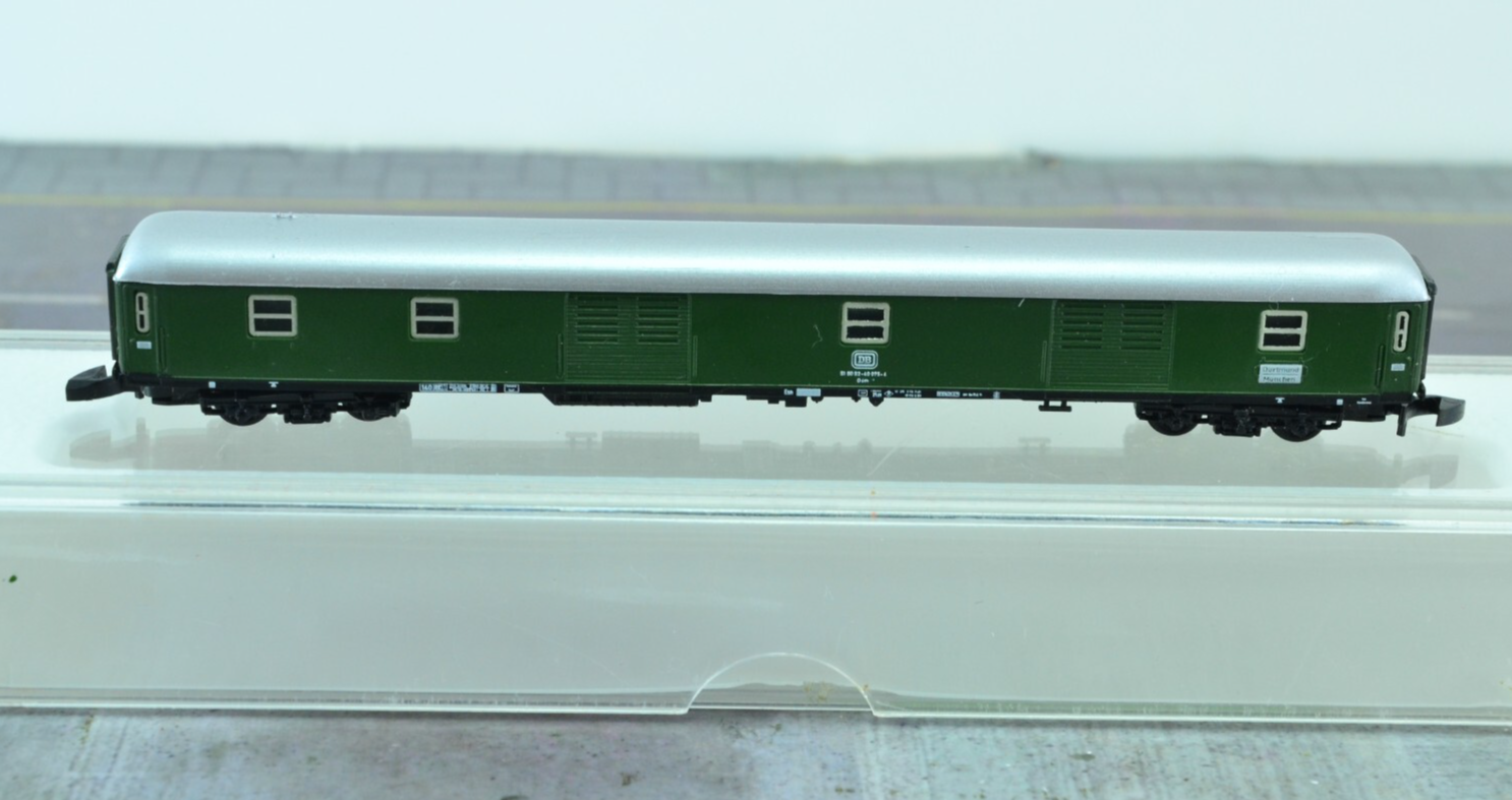 Picture 2 of 4