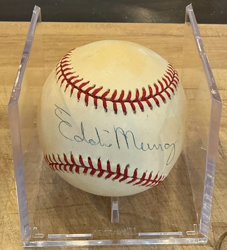 Eddie Murray Baltimore Orioles Original Autographed Baseball MLB