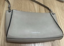 Bolso Bandolera CALVIN KLEIN Beige Correa Ajustable Cartera Usado en Excelente Condición