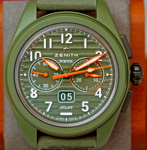 Zenith  Pilot Big Date Flyback Porter Green Ceramic 2024 Men Watch