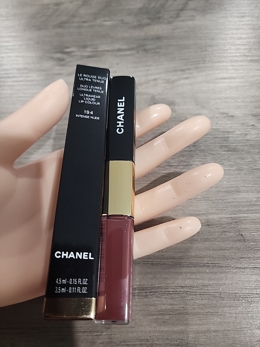 Chanel Le Rouge Duo Ultra Wear Liquid Lip Colour #194 INTENSE NUDE