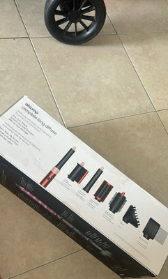Dyson Airwrap Complete Long Diffuse Multi Styler Long Barrel w/ Attachments