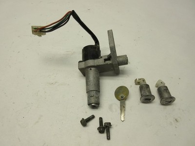 2007 UNITED MOTORS MATRIX II 170 LOCK SET WITH KEY