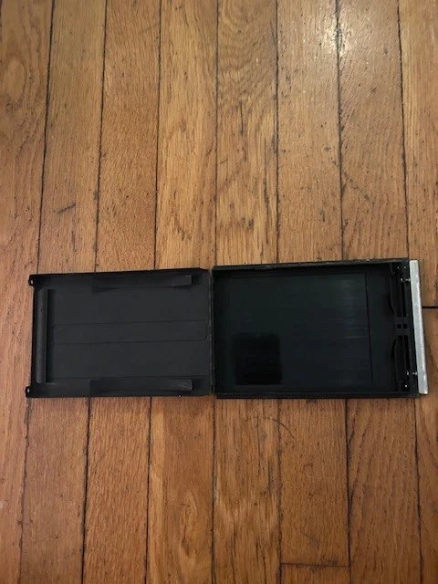 Graflex Graphic Model 2 Film Pack Adapter 4 3/4 x 3 3/4 Large Format - Image 2 of 3