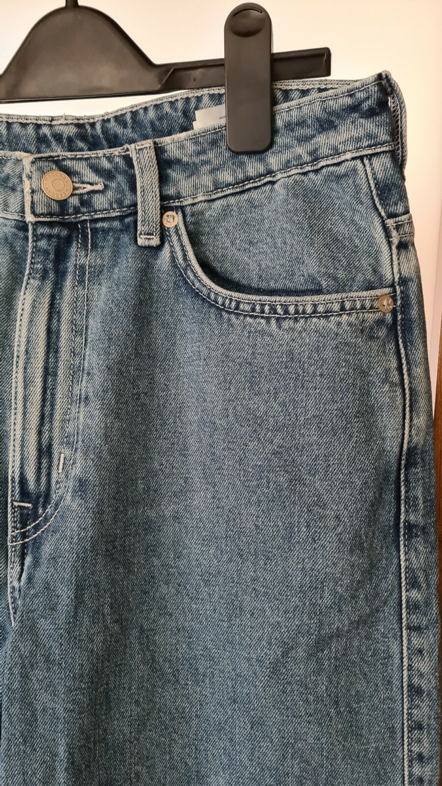 Picture 3 of 5
