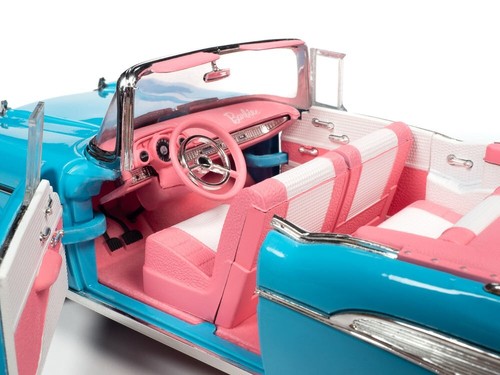 Auto World Barbie '57 Chevy Bel Air Convertible (BLUE) 1:18 Scale Diecast Car - Picture 4 of 5