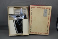 BOLEX-PAILLARD D-8 PISTOL GRIP IN GOOD CONDITION WITH ORIGINAL BOX MANUAL.