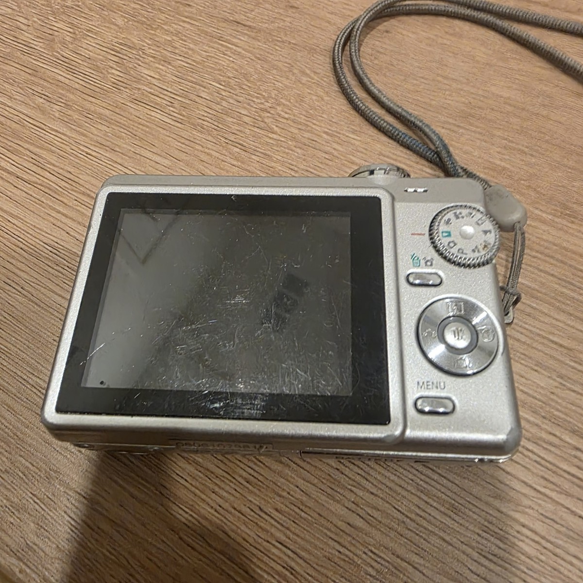 Sanyo Digital Camera 8.1 M, 3x Zoom VPC-E870 Untested For Parts