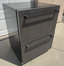 Thermador Freedom Collection 24" Built-In Double Drawer Refrigerator T24UR905DP