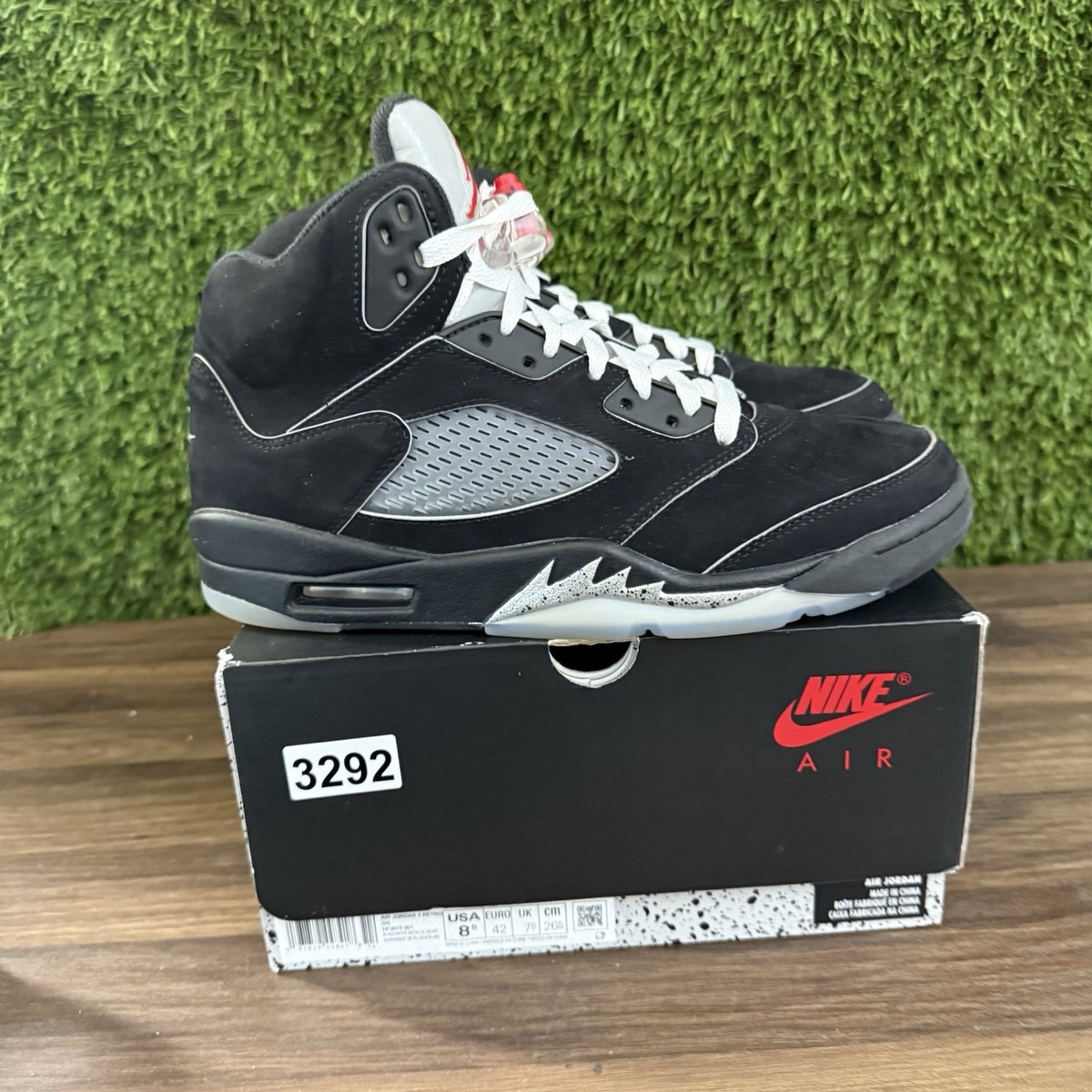 Jordan 5 Retro OG Black Metallic Reimagined 2025 Size 8 Pre Owned