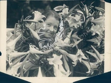 1924 Photo Easter Lilies Beautiful Woman Smiling Flowers Rare Original Antique