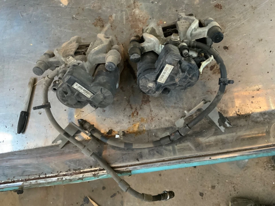 2013-2020 FORD FUSION LINCOLN MKZ HYBRID REAR SET BRAKE CALIPERS  oem - Image 2 of 4