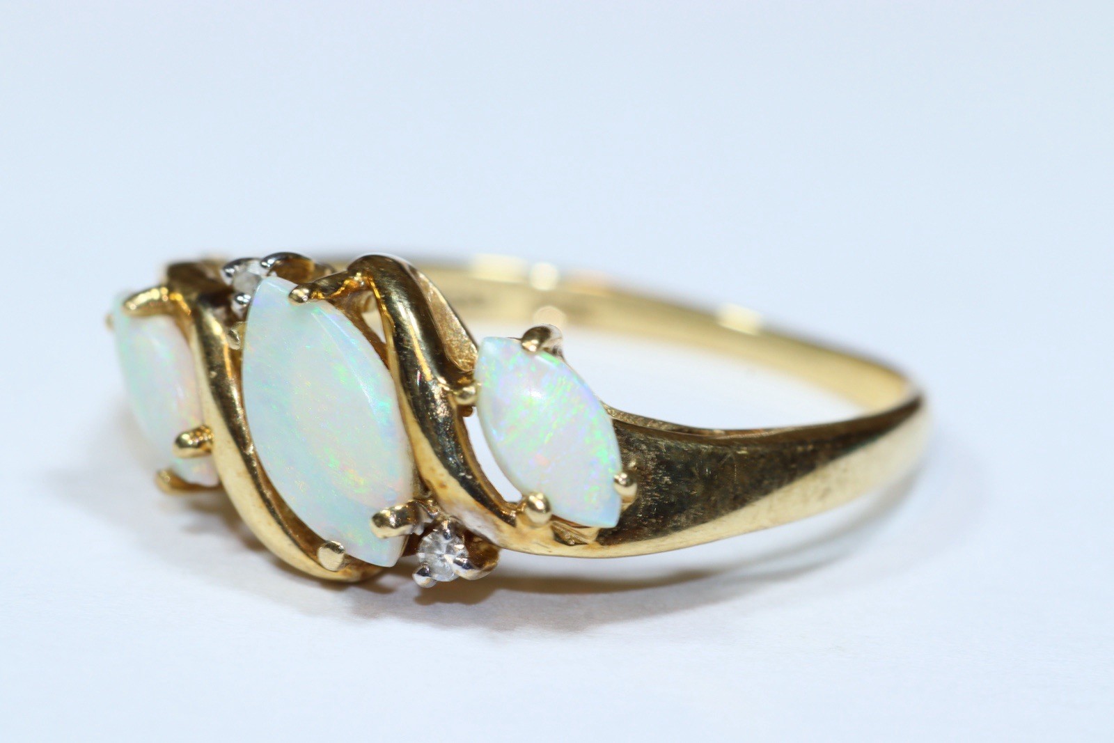 Opal 14k Gold Ring size 7.75 - image 2