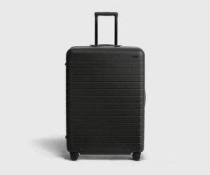 Away Travel Large 29 Checked Hardside Spinner Black Check Description