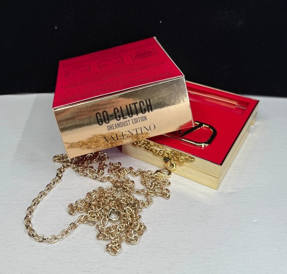 Valentino Go-Clutch Luminizing powder Dreamdust Edition (New In Box) - Image 3 of 4