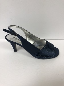 wide heels size 9