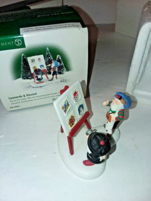 Dept 56 North Pole Village LEONARDO & VINCENT #56801 NRFB DaVinci and VanGogh