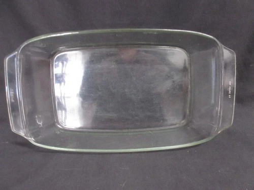 Vintage Pyrex #237 France,  15.5 by 8.25 inch Baking Dish, Very Good Condition!