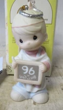 Precious Moments Enesco 1996 “Peace On Earth” #183396 Ornament