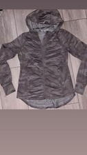 Recreation Thread Supply Women s Small Athletic Zip Up Hoodie Gray Camo EUC