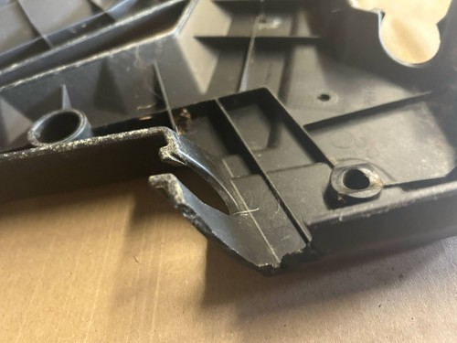2014 Polaris Sportsman 570 EFI EPS OEM Rear Rack Mount Carrier - Picture 4 of 6