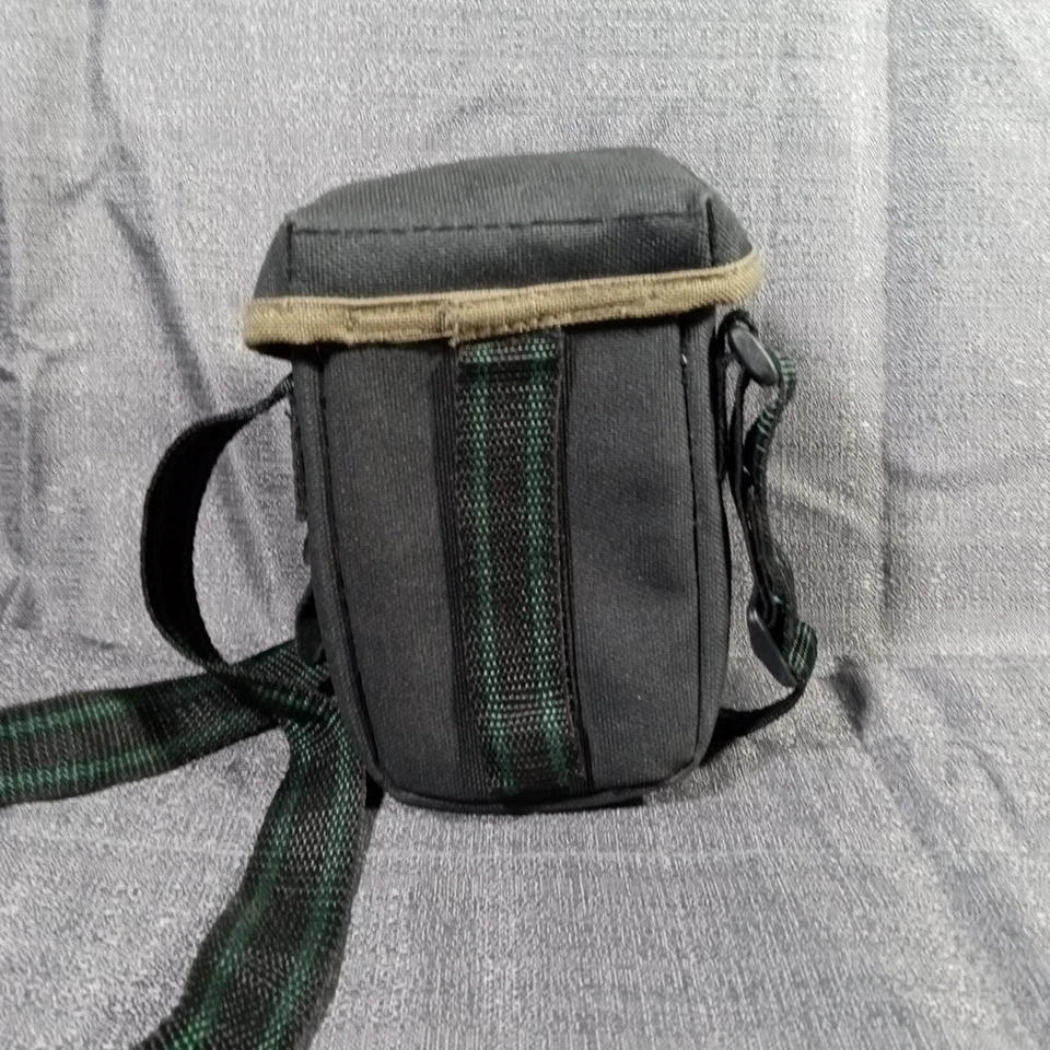 Samsonite Camera Bag Snap-Belt Loop & Shoulder Strap Zip-Front Pocket 6x4x3 inch - Image 4 of 4