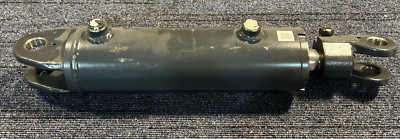 Daewoo Doosan D700835 Tilt Cylinder, Pin to Pin Length 18'', Rod Dia. 1.36''