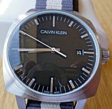 VINTAGE RARE CALVIN KLEIN 50M DATE WATCH ON A NATO STYLE SAFETY STRAP WORKING