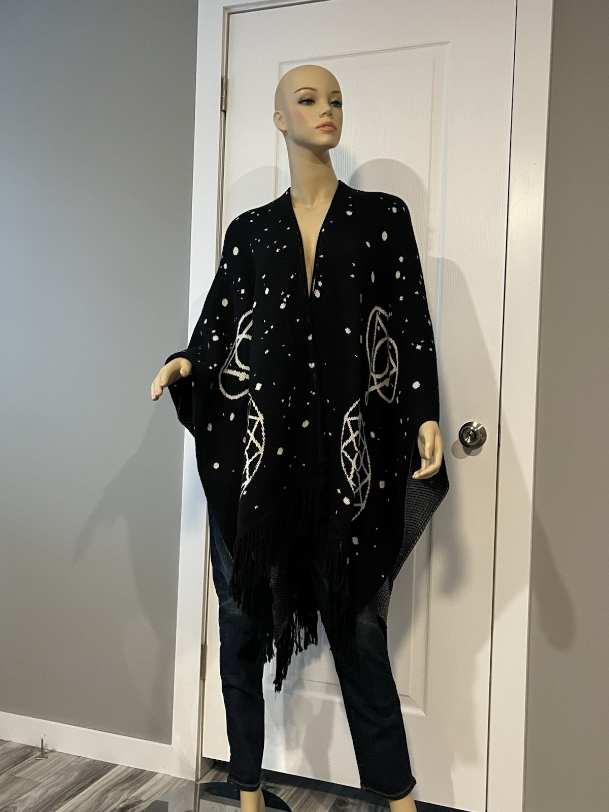 Geometric Designed Sweater Drape “coat” - image 2
