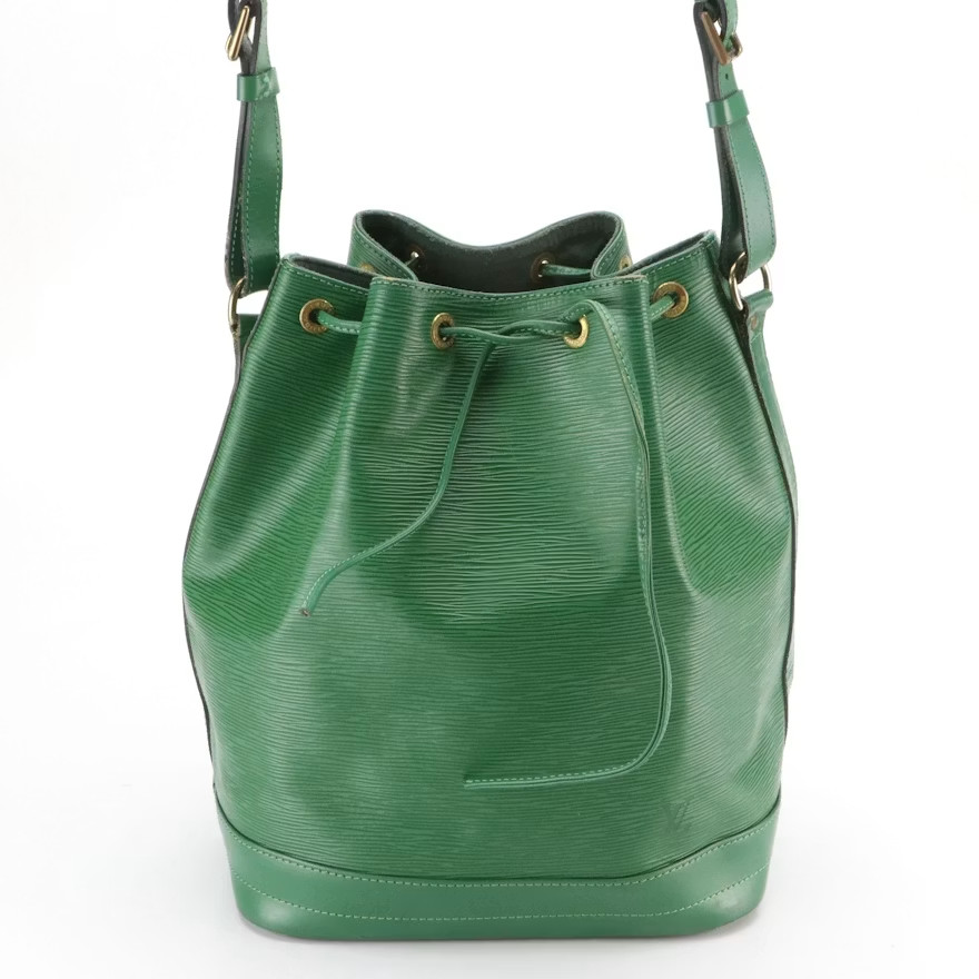 Authentic Louis Vuitton Petit Noé Borneo Green Epi Leather Bucket Bag AR0994 image 3