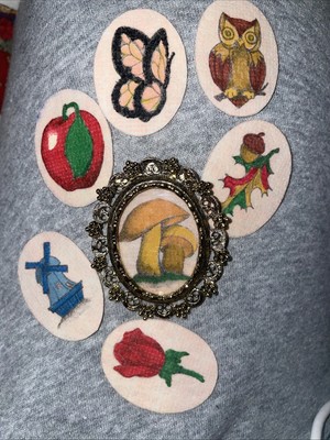 Vintage Change Able Pin With Several Variations 1970s Groove!
