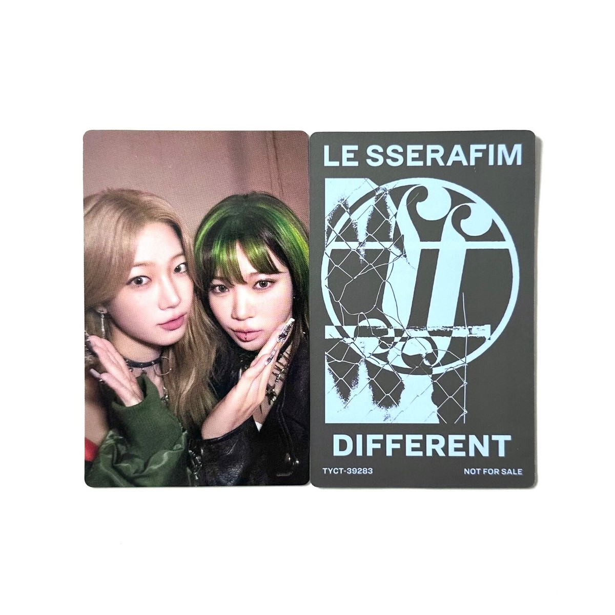 LE SSERAFIM] DIFFERENT / Limited Edition OFFBEAT CLOVE Photocard