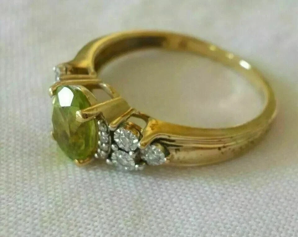 Женское обручальное кольцо овальной огранки с имитацией перидота покрытие желтым золотом 14 карат 2 карата - Изображение 3 из 4