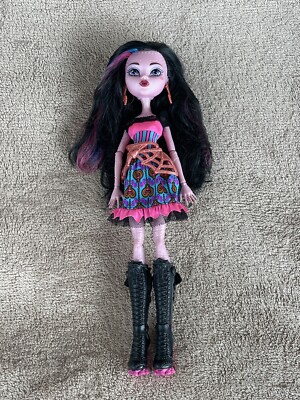 Monster High Doll Dracubecca Draculaura Freaky Fusion